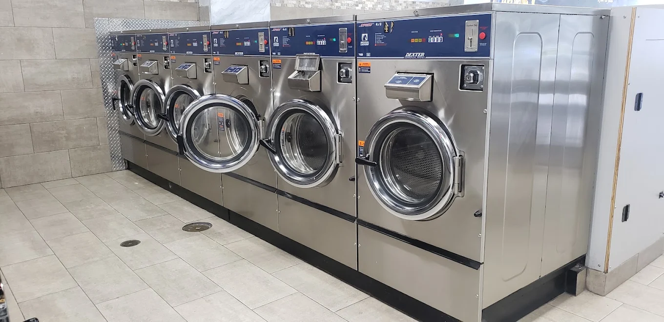 Atlantic Blvd Coin Laundry interior